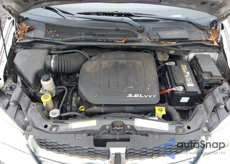 2012 Dodge Grand Caravan Sxt z USA, uszkodzony, nr VIN 2C4RDGCG4CR121721